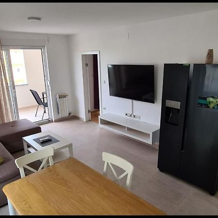 Apartments Vedran ปูนัต ภายนอก รูปภาพ