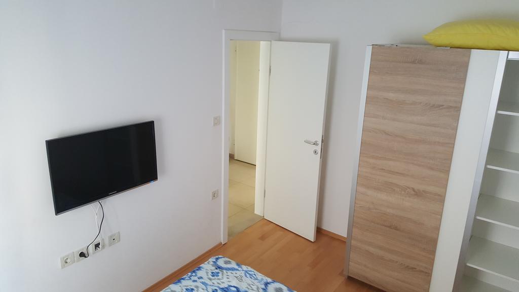 Apartments Vedran ปูนัต ภายนอก รูปภาพ